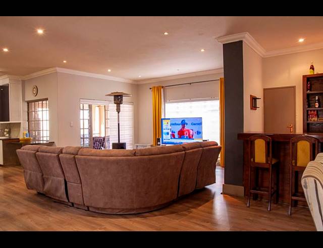 3 BEDROOM PROPERTY TO RENT IN FAERIE GLEN